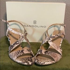New In Box Bandolino Snake Print Heels